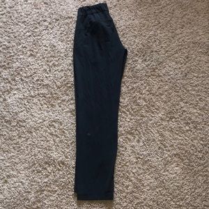 Lululemon Woman’s On The Fly Pant - Black, 4